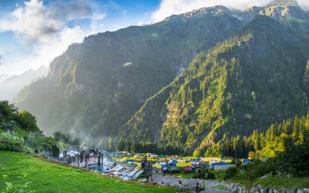 Kasol & Kheerganga Trekking Adventure