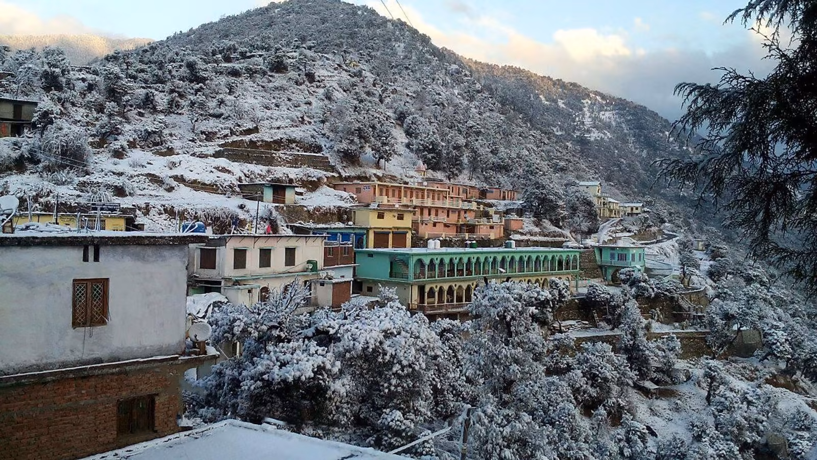 Brahmatal Trek