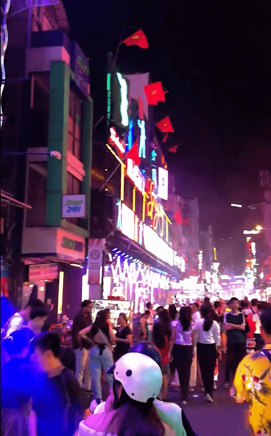 Vietnam Tour - Image 7